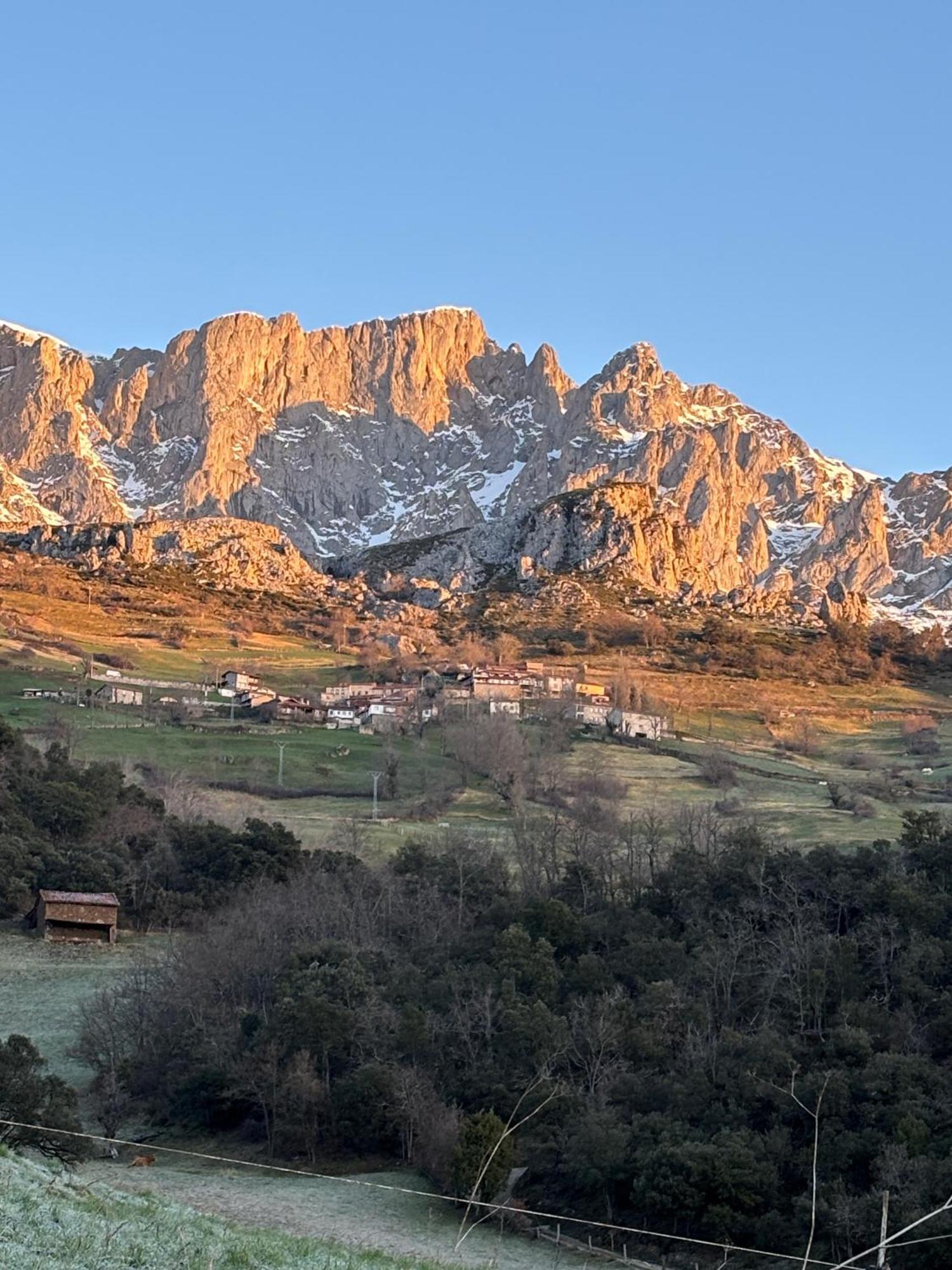 Aire De Picos Norte Brez Εξωτερικό φωτογραφία